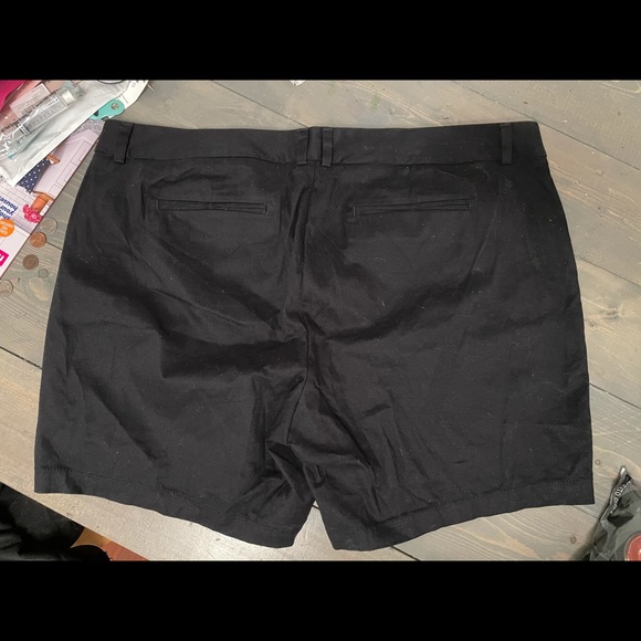 Ana twill short - Picture 2 of 5